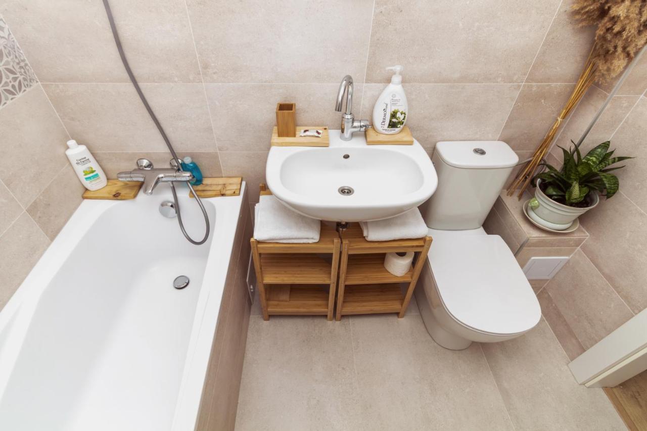 Apartamentul Cu Plante Etaj 4 Mangalia Kültér fotó